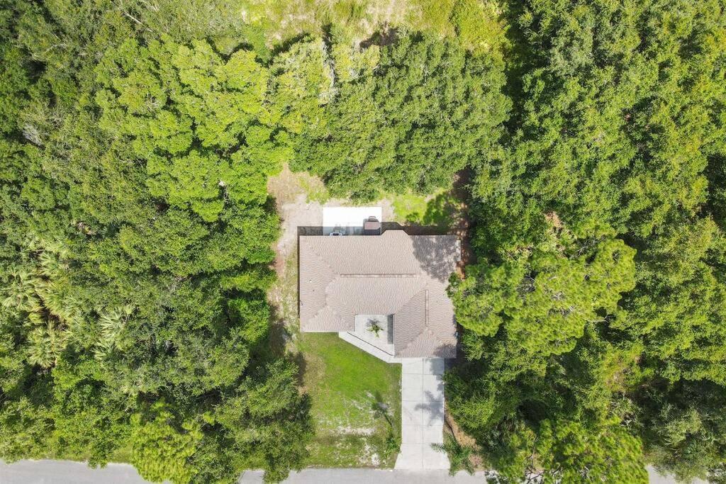 Hot Tub, Breakfast, Game Room, & Close To Beaches North Port Zewnętrze zdjęcie